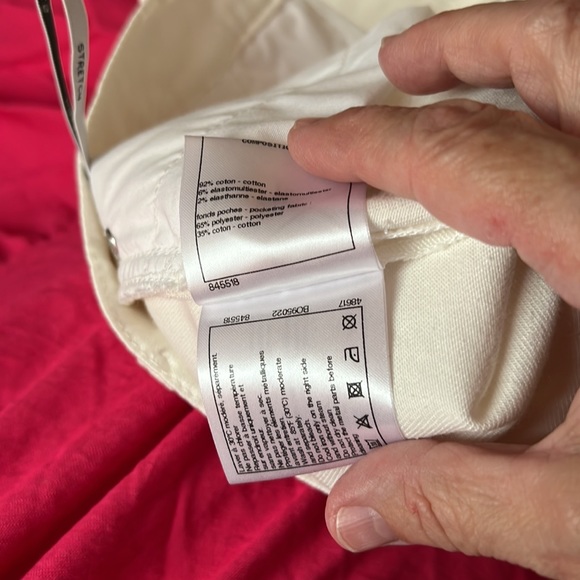 CHANEL BNWT Ladies Logo White Jeans - Picture 8 of 9